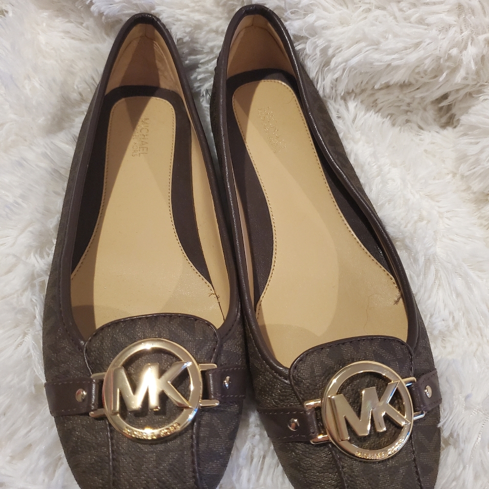 Michael Kors size 8.5 Fulton flats.  Brand new